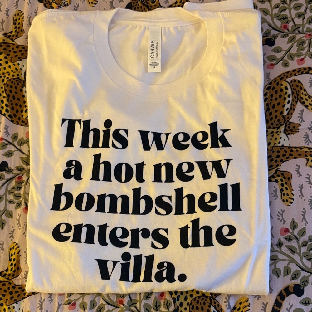 Love Island Bombshell Tee